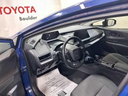 Used 2023 Toyota Prius LE image 23
