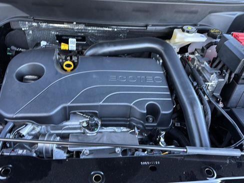 New 2026 Chevrolet Equinox ACTIV w/ Convenience Package III FWD image 29