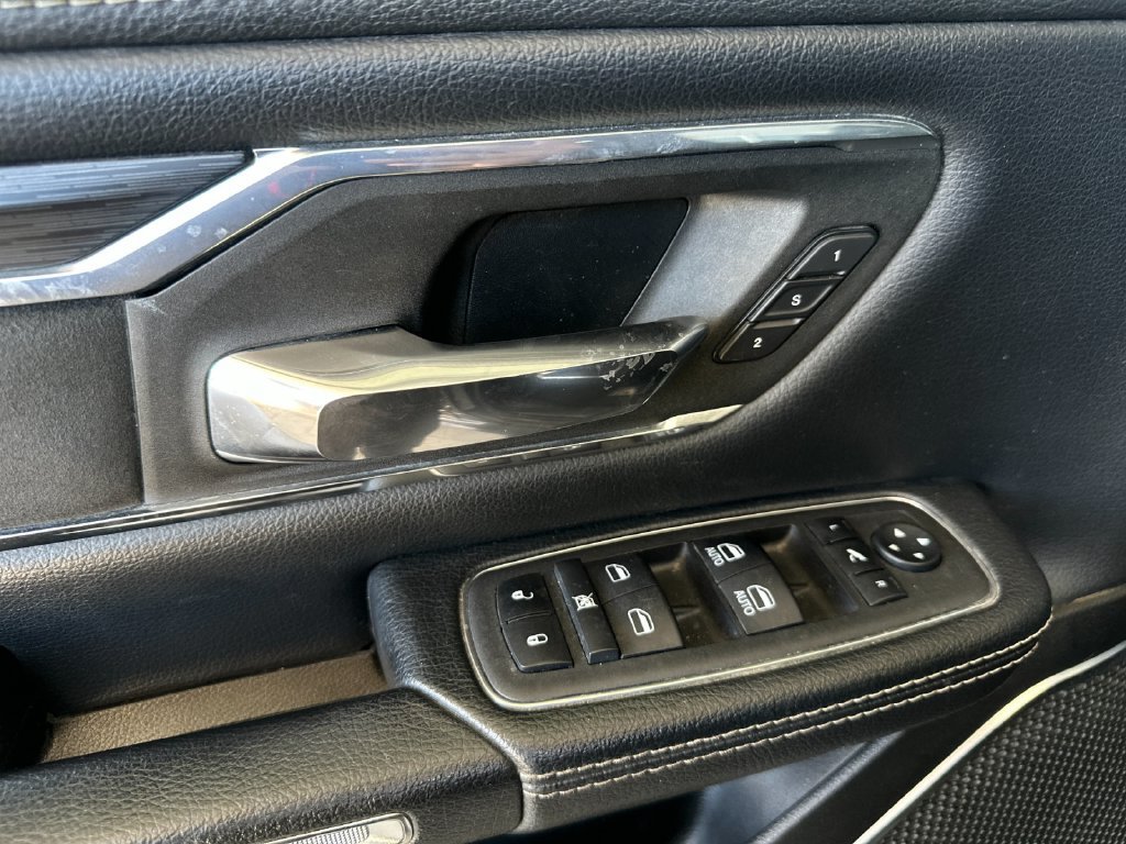 Used 2024 RAM 1500 Laramie RWD image 10