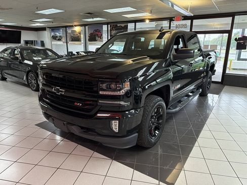 Used 2018 Chevrolet Silverado 1500 LTZ Z71 w/ LTZ Plus Package AWD/4WD image 1