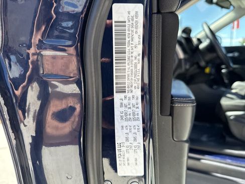 Used 2016 Jeep Cherokee Sport AWD/4WD image 24