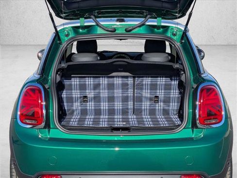 Used 2022 MINI Cooper SE image 6