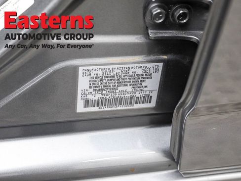 Used 2023 Nissan Sentra SR w/ Trunk Package image 34