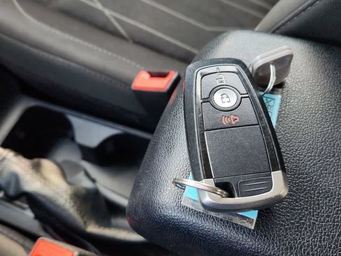 Used 2019 Ford EcoSport SE FWD image 46