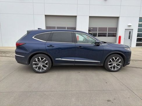 Used 2024 Acura MDX SH-AWD w/ Technology Package image 2