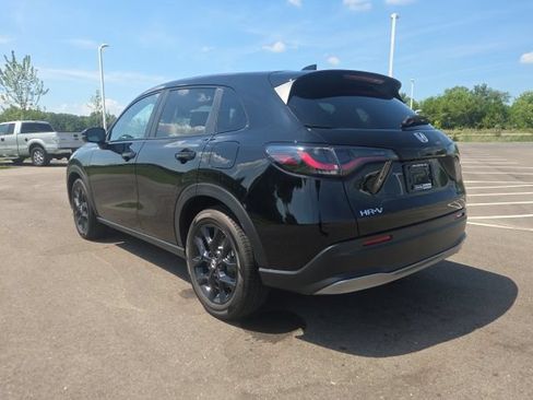 Used 2025 Honda HR-V Sport image 14
