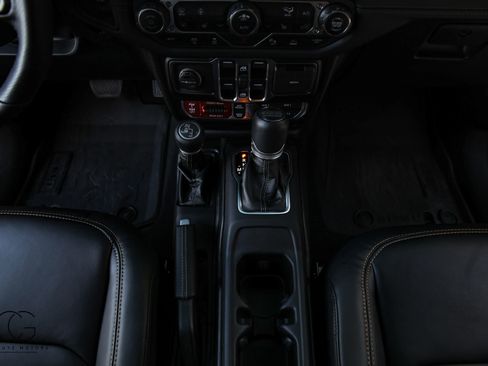 Used 2025 Jeep Wrangler Unlimited Rubicon 392 image 37