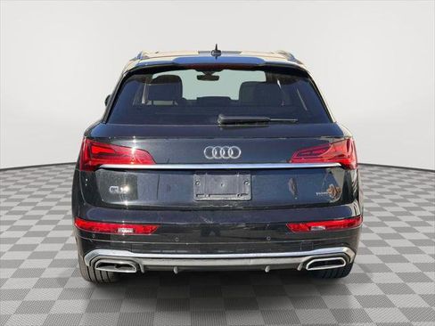 Used 2023 Audi Q5 2.0T Premium Plus w/ Premium Plus Package AWD/4WD image 3