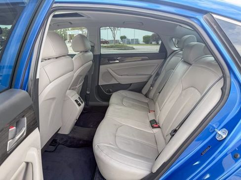 Used 2018 Hyundai Sonata Limited image 15