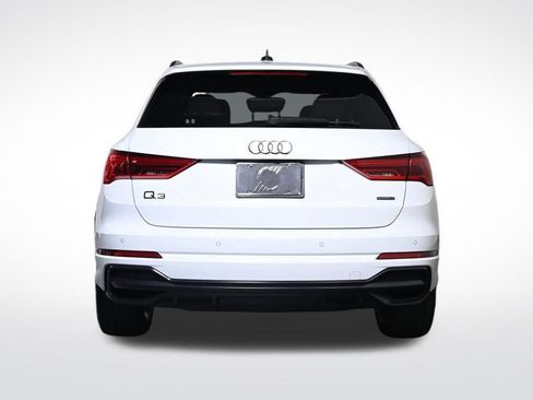 Used 2025 Audi Q3 2.0T Premium w/ Convenience Package AWD/4WD image 4