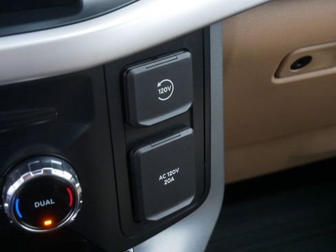 Used 2022 Ford F150 XLT w/ Equipment Group 302A High AWD/4WD image 27