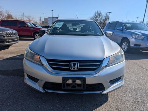 Used 2013 Honda Accord LX image 2