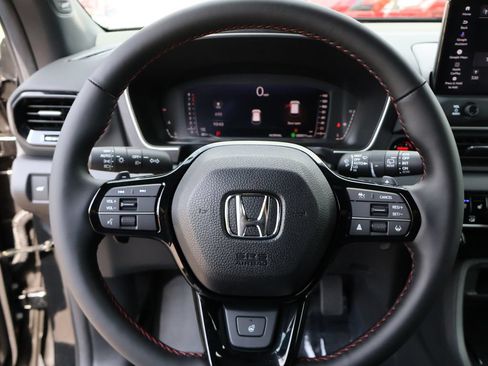 New 2026 Honda Pilot Black Edition image 32