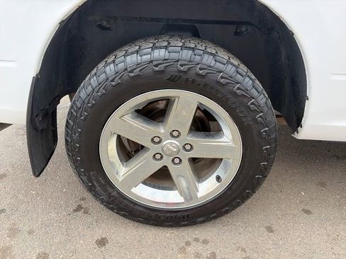 Used 2018 RAM 1500 Express w/ Express Value Package AWD/4WD image 15