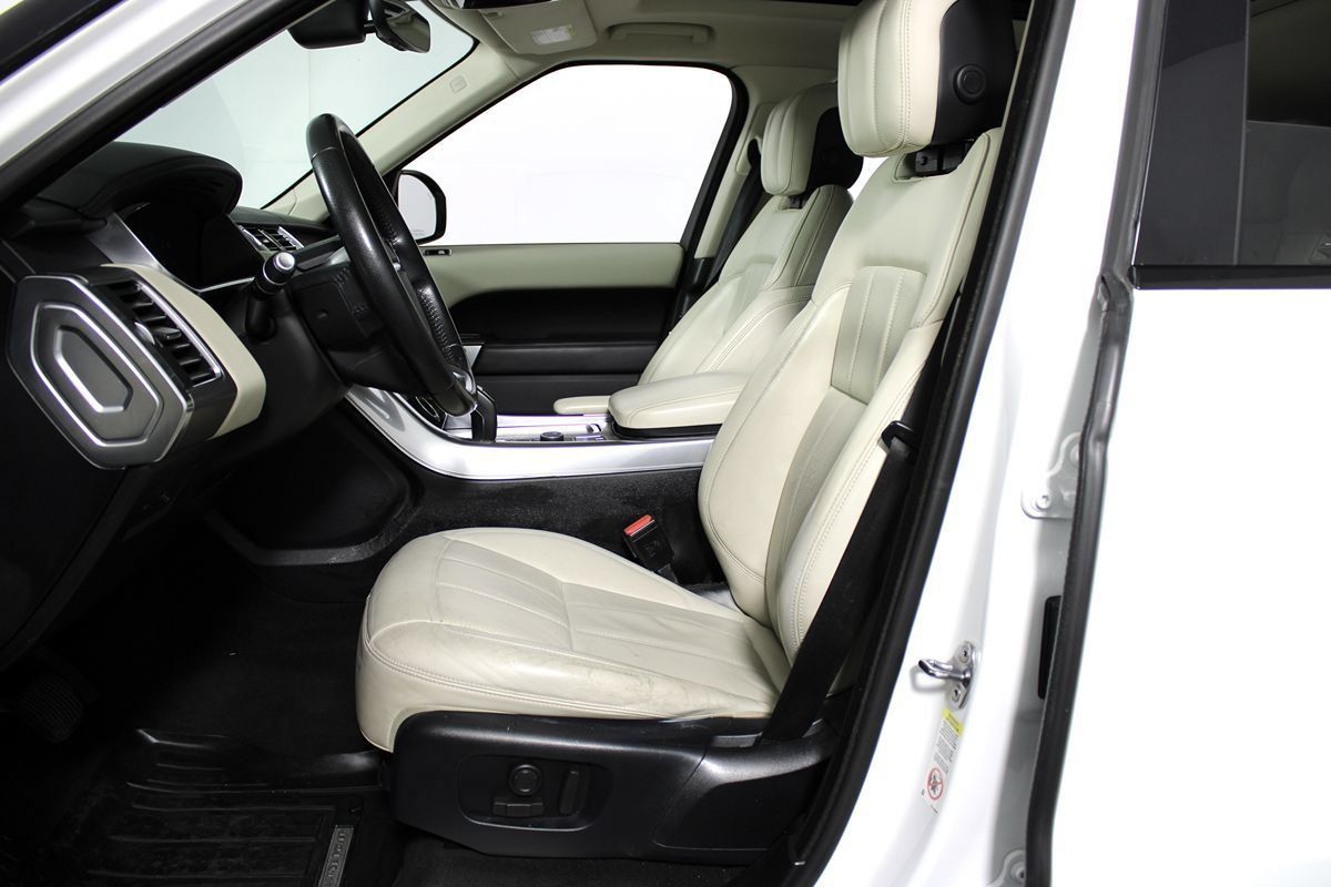 Used 2020 Land Rover Range Rover Sport HSE AWD/4WD image 7