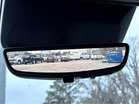 Certified 2024 Cadillac Escalade ESV Sport Platinum w/ LPO, ONYX Package image 30