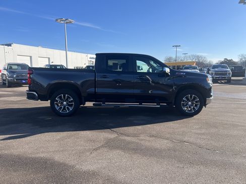 Certified 2022 Chevrolet Silverado 1500 LT image 11