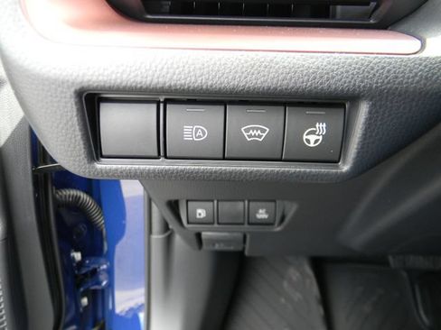 New 2026 Toyota Prius Plug-In Hybrid FWD image 11