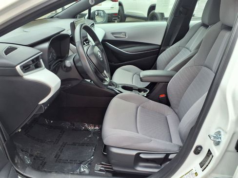 Certified 2025 Toyota Corolla SE w/ Convenience Package FWD image 16