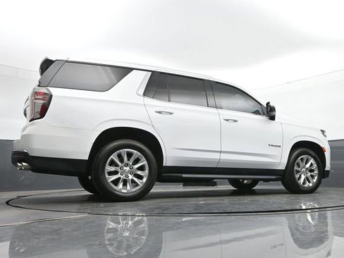 Used 2021 Chevrolet Tahoe Premier w/ Premium Package AWD/4WD image 32