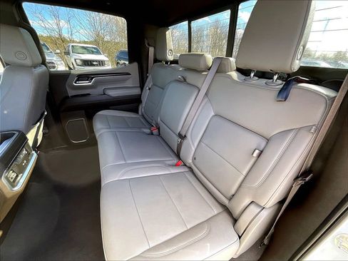 Used 2022 GMC Sierra 1500 SLT w/ SLT Premium Plus Package image 14
