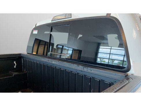 Certified 2023 Toyota Tacoma TRD Off-Road w/ TRD Premium Off Road Package AWD/4WD image 28