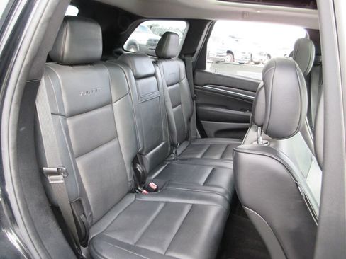 Used 2018 Jeep Grand Cherokee Summit w/ Skid Plate Group AWD/4WD image 24