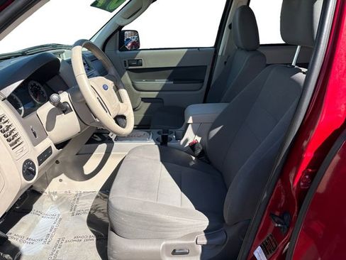 Used 2009 Ford Escape XLT FWD image 9