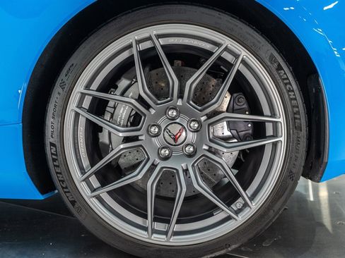 Used 2023 Chevrolet Corvette Z06 w/ Stealth Interior Trim Package RWD image 82