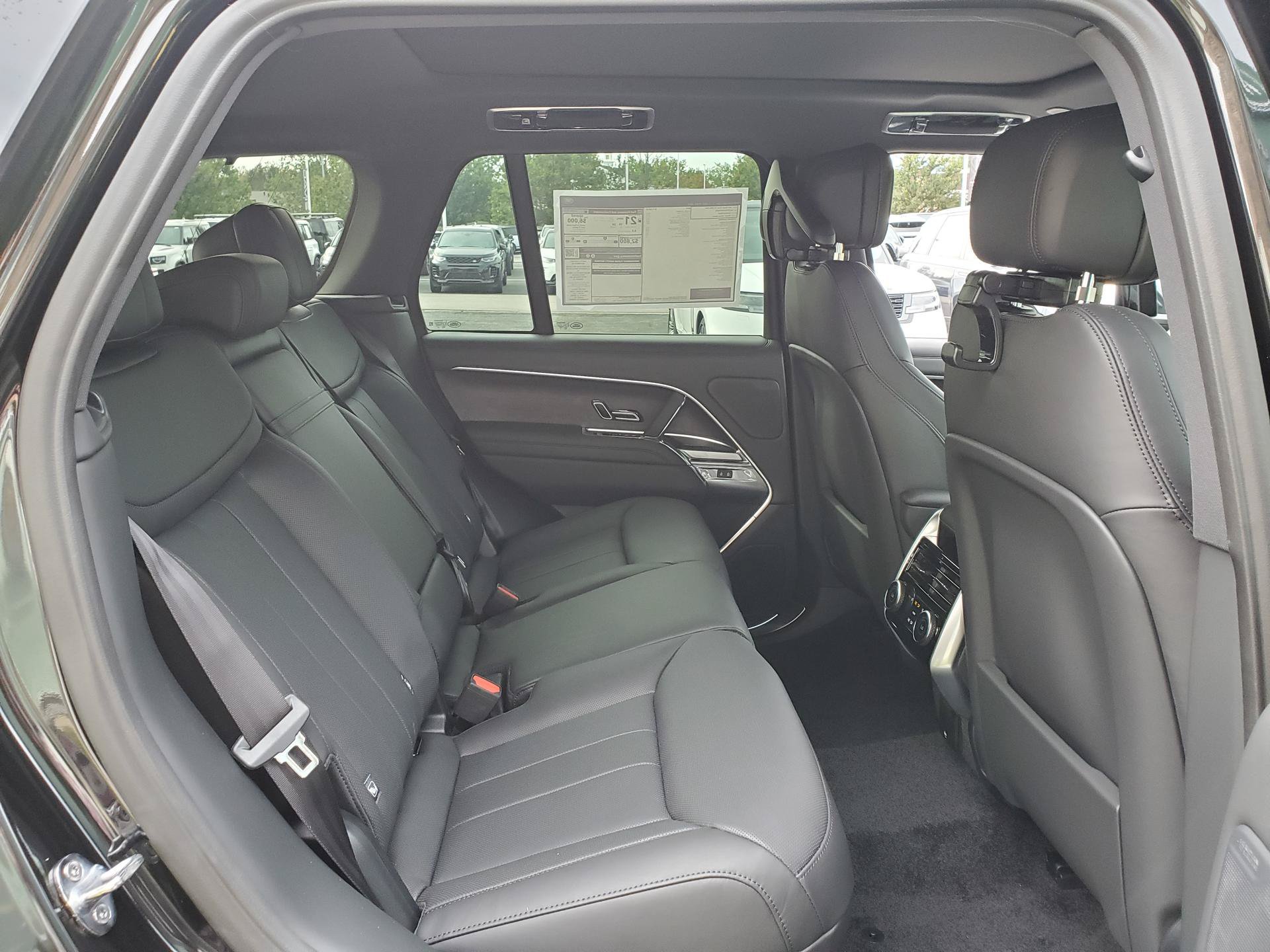 New 2027 Land Rover Range Rover SE AWD/4WD image 18
