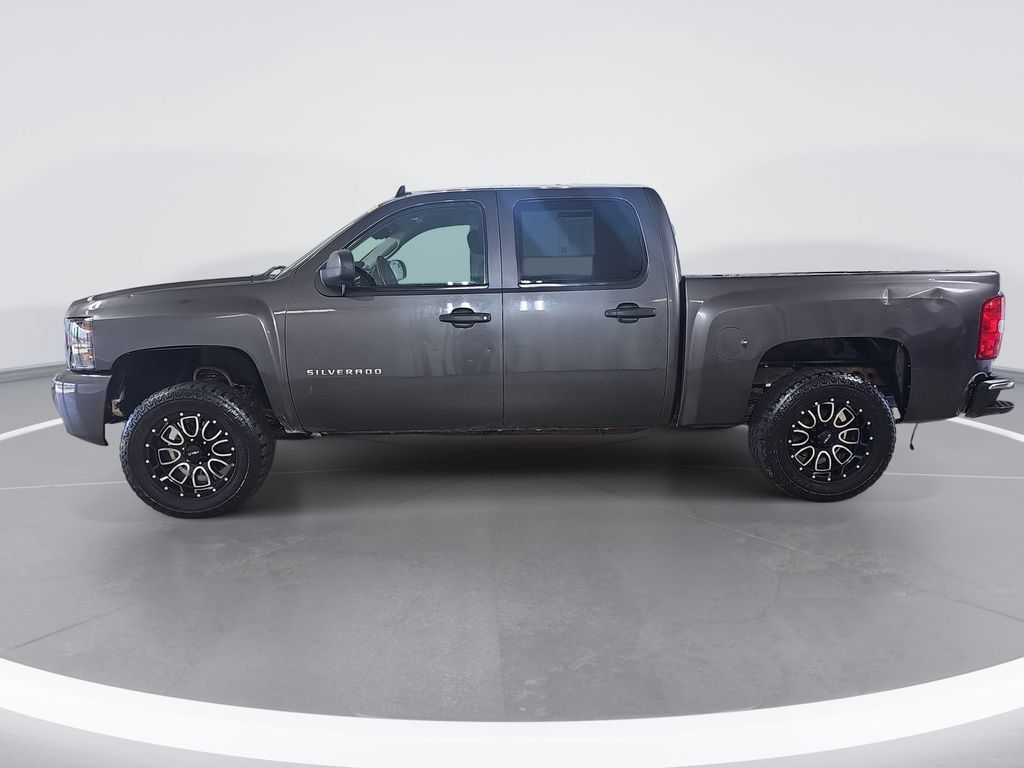 Used 2011 Chevrolet Silverado 1500 LT w/ All-Star Edition RWD image 7