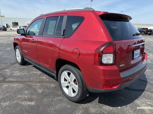 Used 2017 Jeep Compass Sport w/ Power Value Group FWD image 2