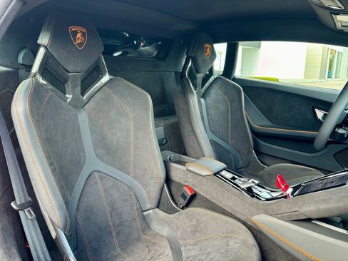 Used 2024 Lamborghini Huracan Sterrato AWD/4WD image 22