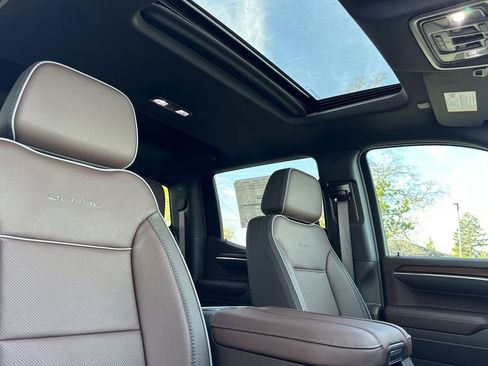 New 2025 GMC Sierra 1500 Denali image 14