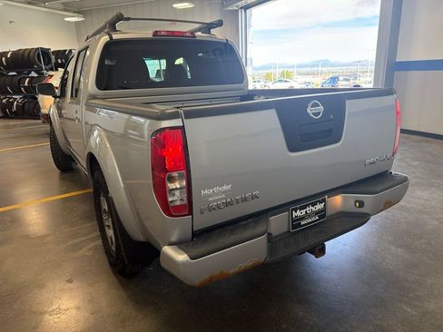 Used 2011 Nissan Frontier PRO-4X w/ Pro-4x Luxury Pkg AWD/4WD image 7