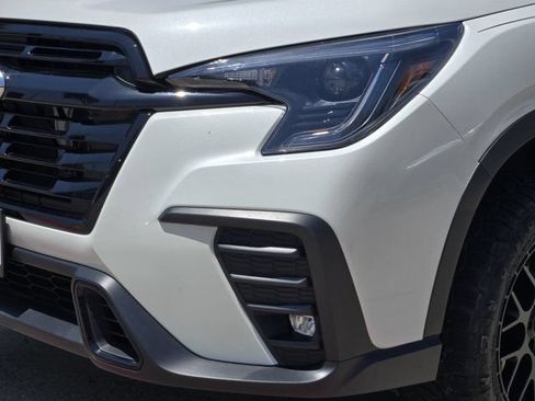 Used 2025 Subaru Ascent Onyx Edition AWD/4WD image 9