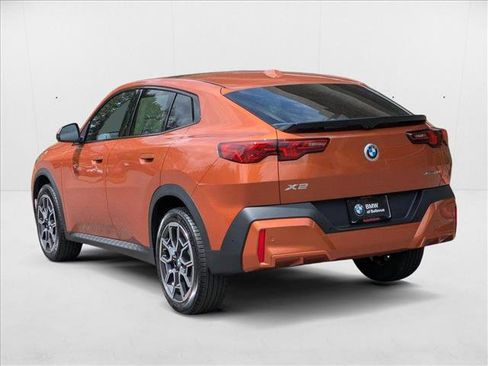 Used 2025 BMW X2 xDrive28i w/ Convenience Package image 8