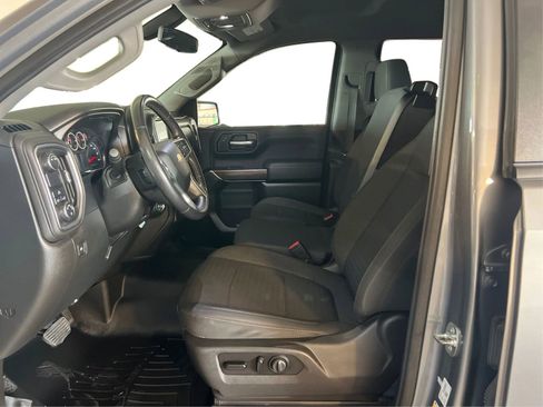 Used 2021 Chevrolet Silverado 1500 LT w/ Bed Protection Package image 9