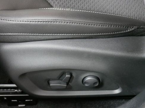 Used 2024 Jeep Compass Latitude w/ Convenience Group image 26