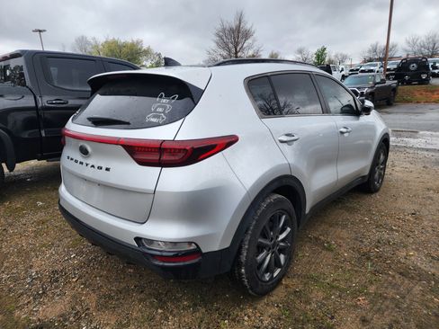 Used 2021 Kia Sportage S w/ S FWD Premium Package image 8