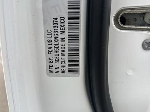 Used 2022 RAM 2500 Big Horn image 33