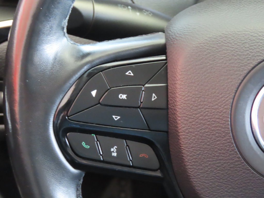 Used 2019 Jeep Cherokee Latitude Plus AWD/4WD image 52