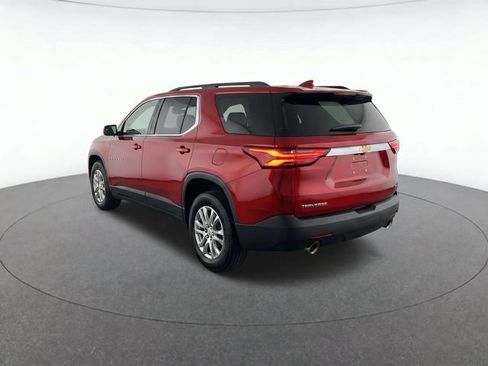 Used 2023 Chevrolet Traverse LT FWD image 7