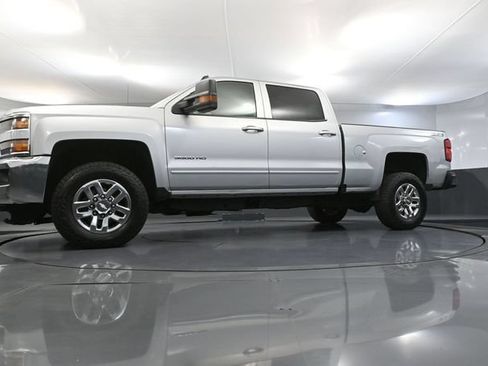 Used 2019 Chevrolet Silverado 3500 LT w/ LT Convenience Package AWD/4WD image 50