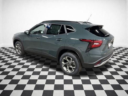 New 2026 Chevrolet Trax LT w/ Driver Confidence Package image 6