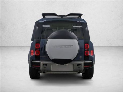 Used 2022 Land Rover Defender 110 X-Dynamic SE image 7