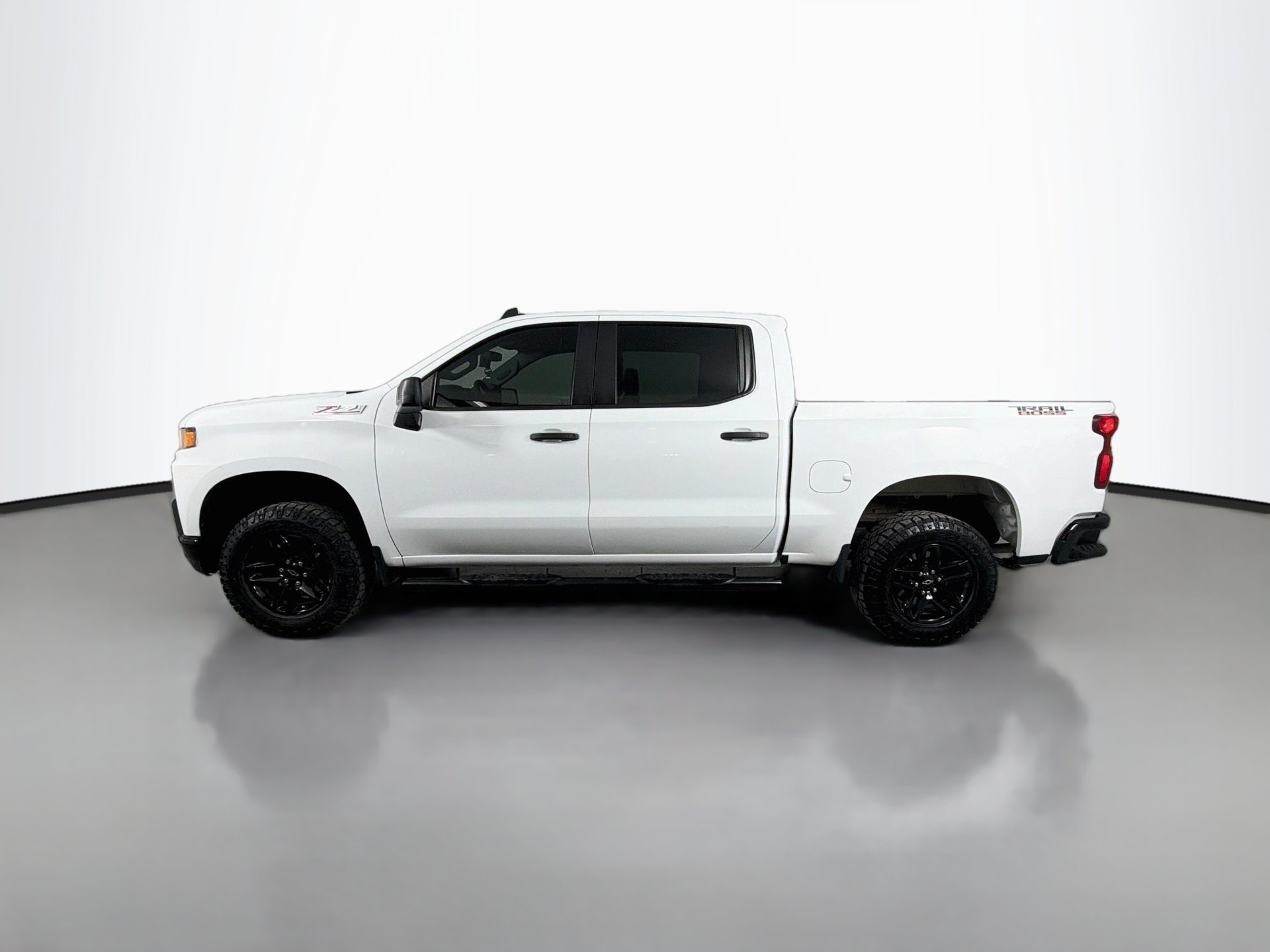 Used 2021 Chevrolet Silverado 1500 Custom Trail Boss AWD/4WD image 8