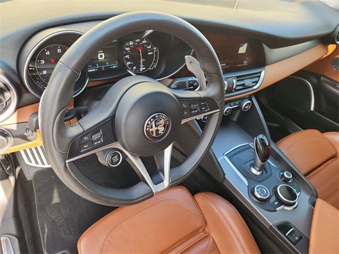Used 2018 Alfa Romeo Giulia Ti Sport w/ Quick Order Package 22U Sport image 10