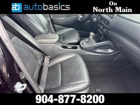 Used 2023 Hyundai Kona SE AWD/4WD image 17