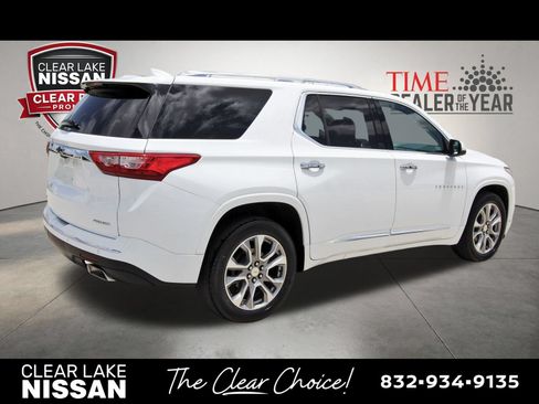 Used 2021 Chevrolet Traverse Premier w/ LPO, Floor Liner Package FWD image 7